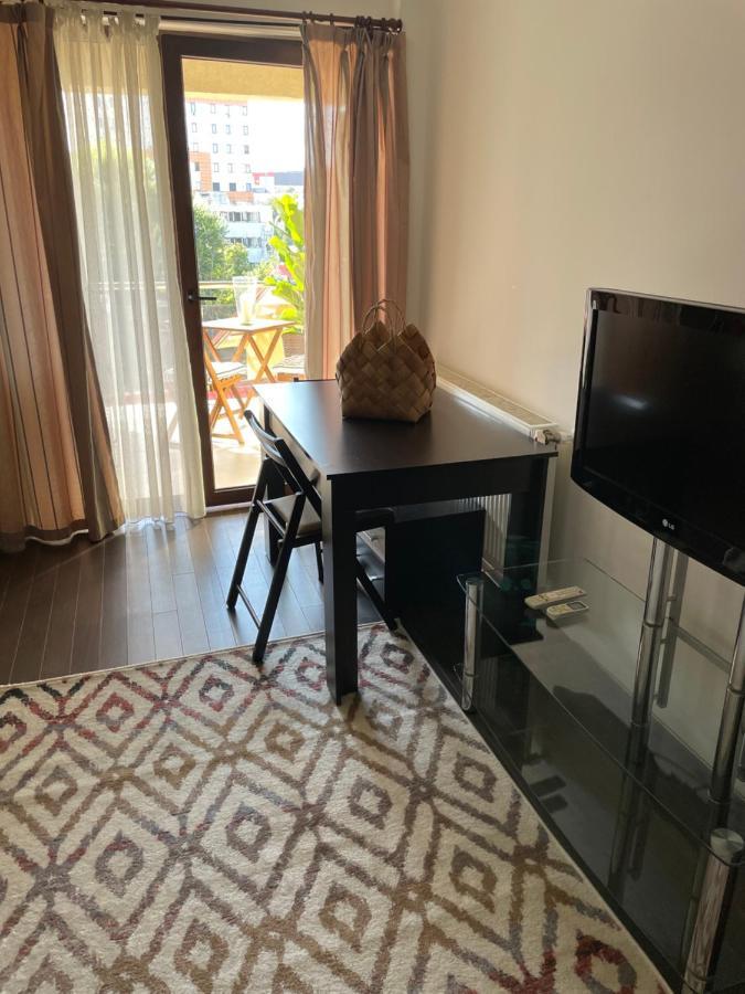 En Passant / A Time In Iasi Apartment Luaran gambar
